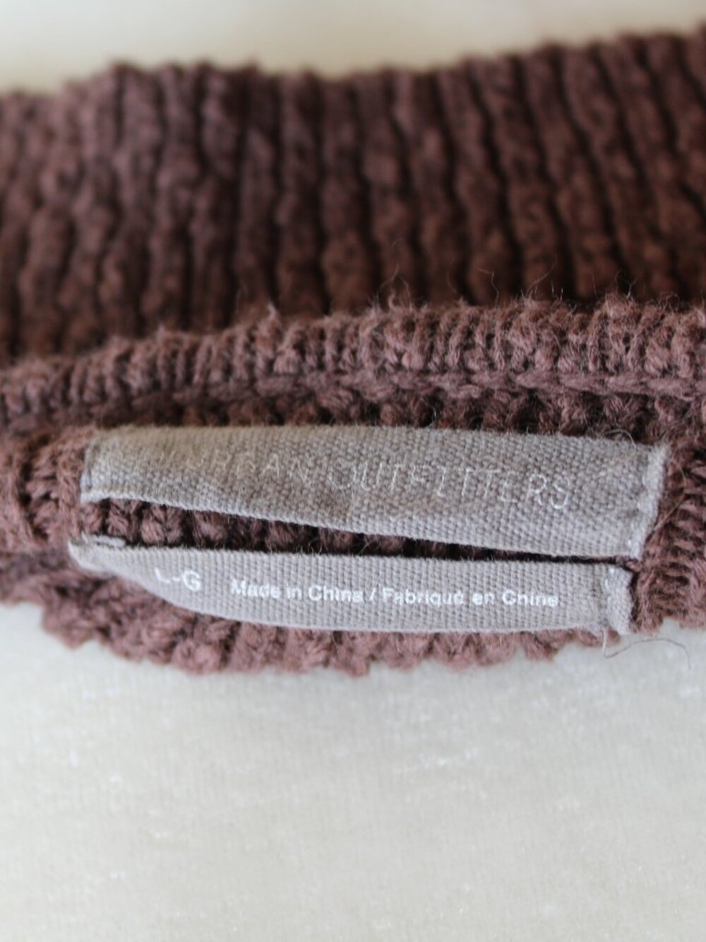 Urban Outfitters Textured Crochet Brown Cropped Tank Top Size Large - Picture 6 of 7